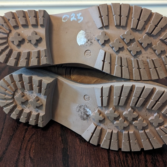 Seven camel boots, size 10 - Picture 3 of 5